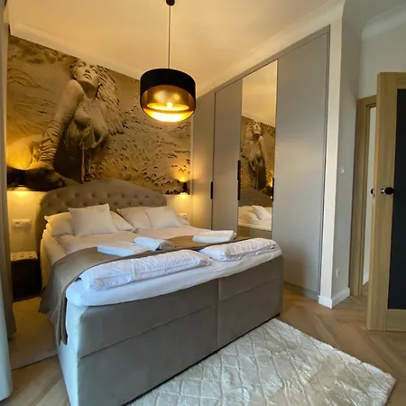 - Par La 6b Апартаменты Нехоже